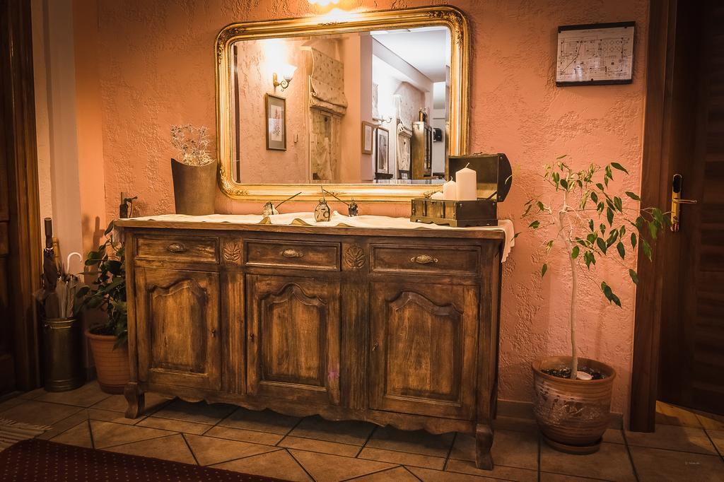 Horizon Hotel Ioannina Bagian luar foto