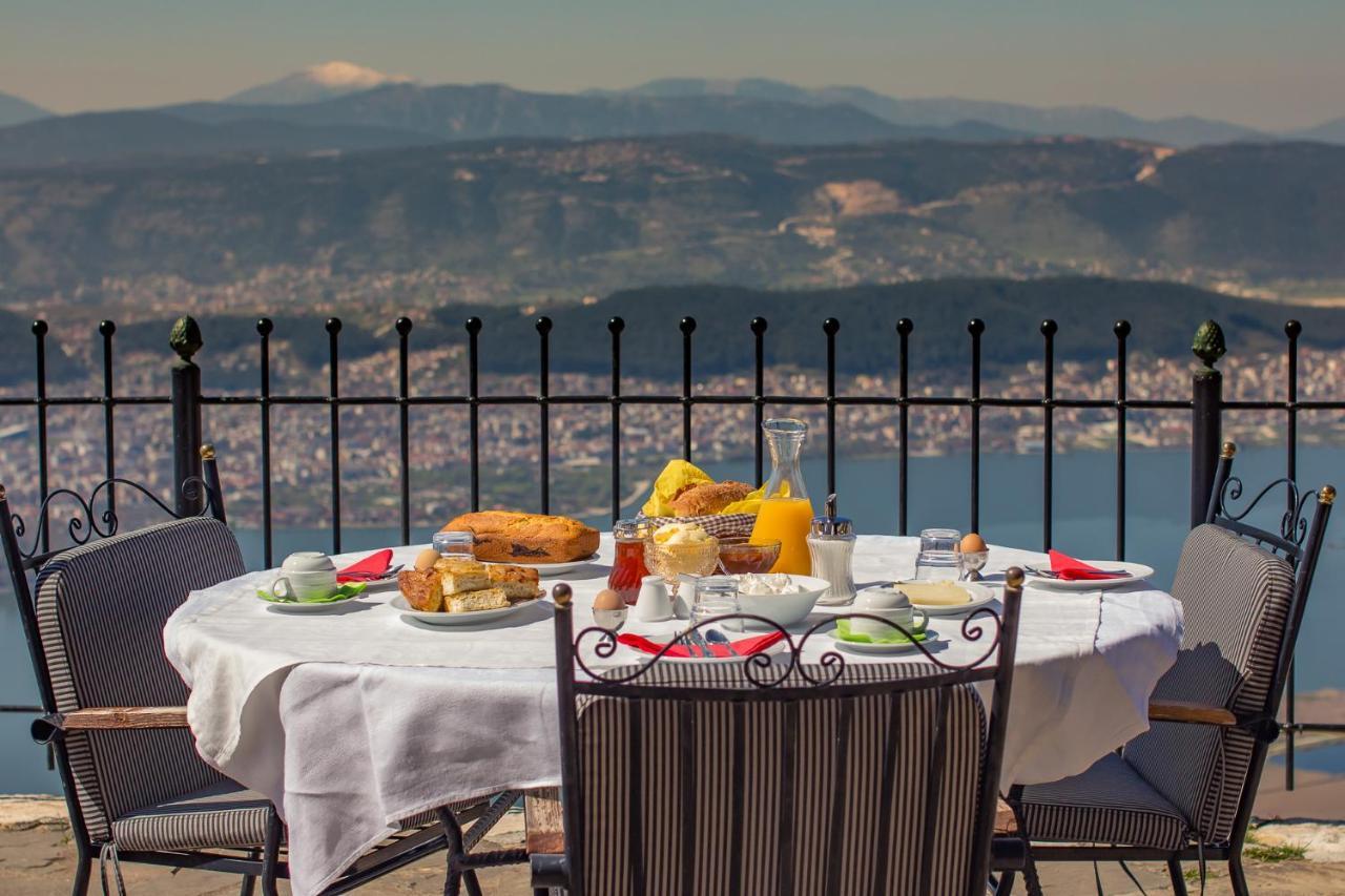 Horizon Hotel Ioannina Bagian luar foto