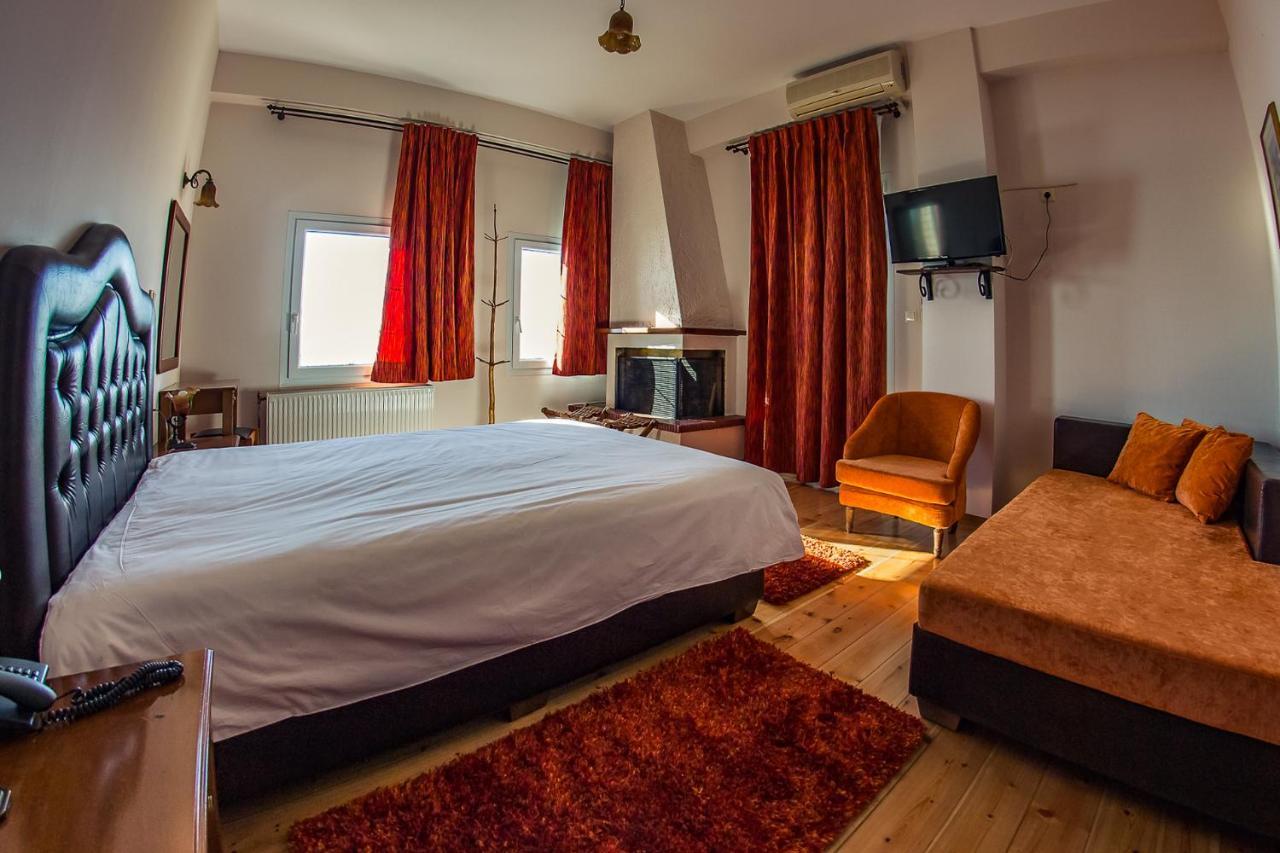 Horizon Hotel Ioannina Bagian luar foto