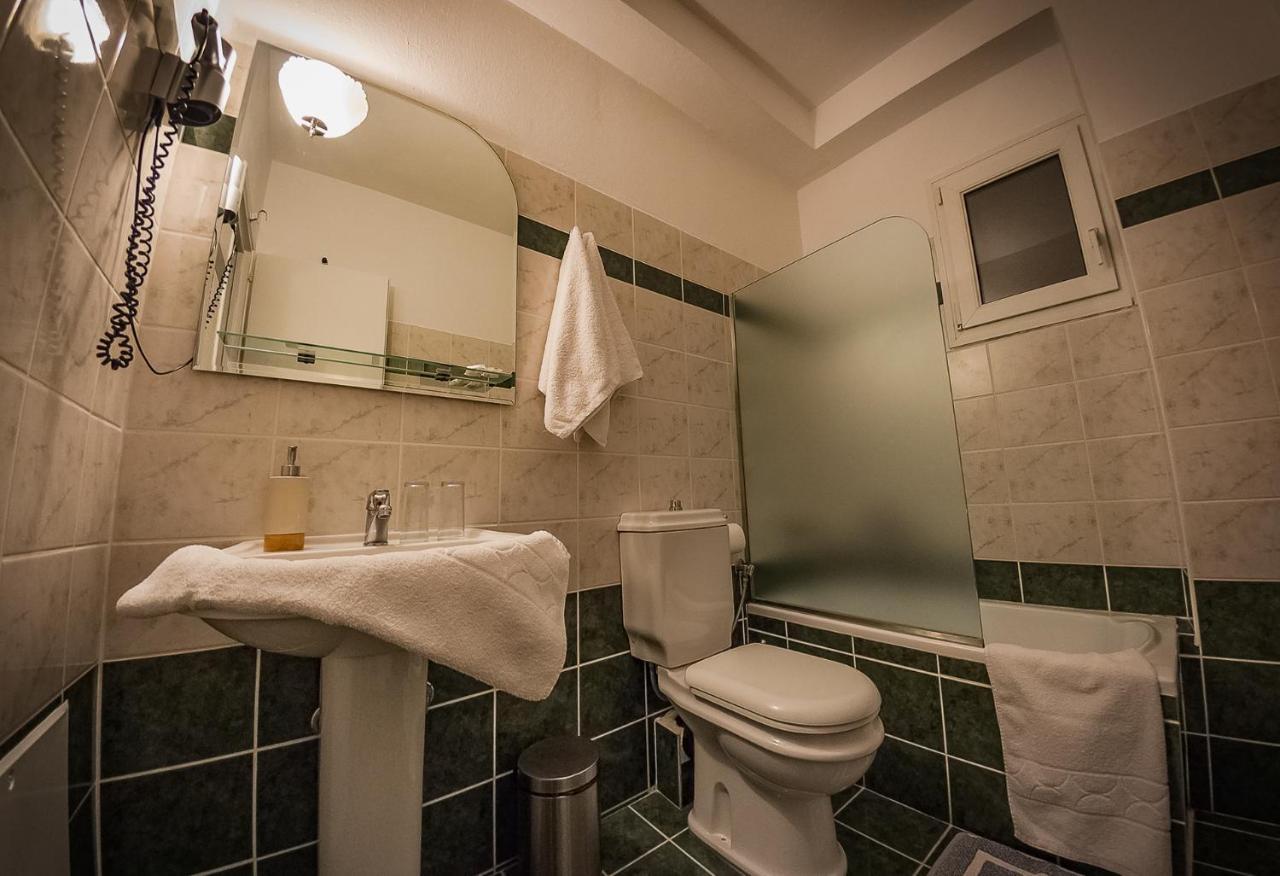 Horizon Hotel Ioannina Bagian luar foto