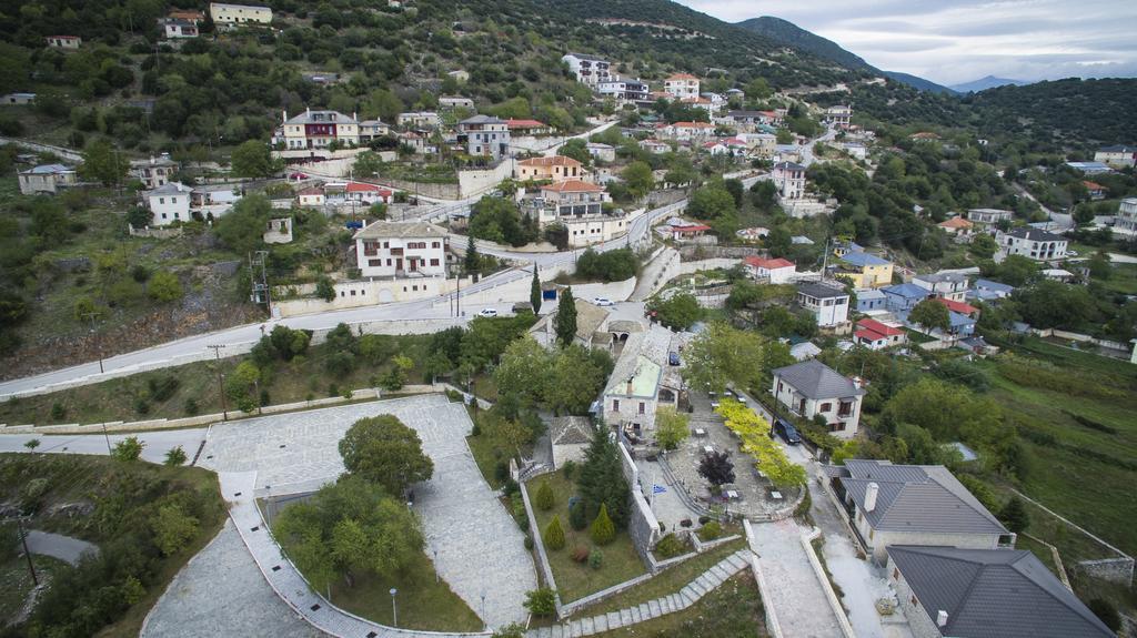Horizon Hotel Ioannina Bagian luar foto